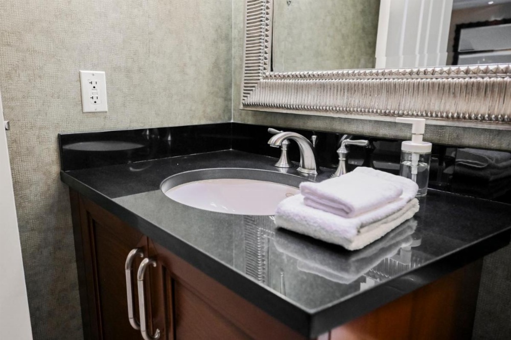 Signature Rental by Owner Direct Image 29